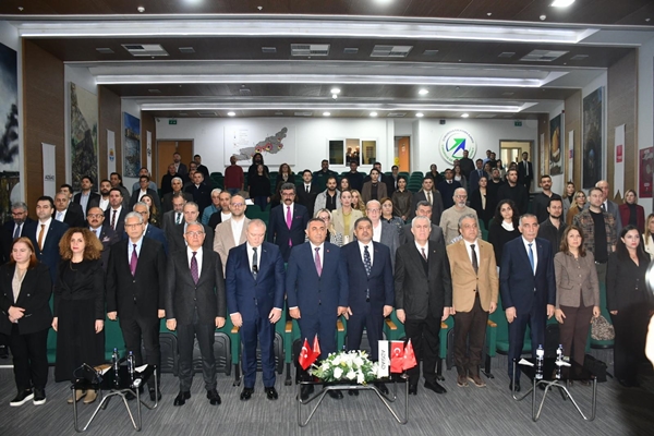 ADANA, YEŞİL DÖNÜŞÜMDE TÜRKİYE LİDERLİĞİNE ADAY