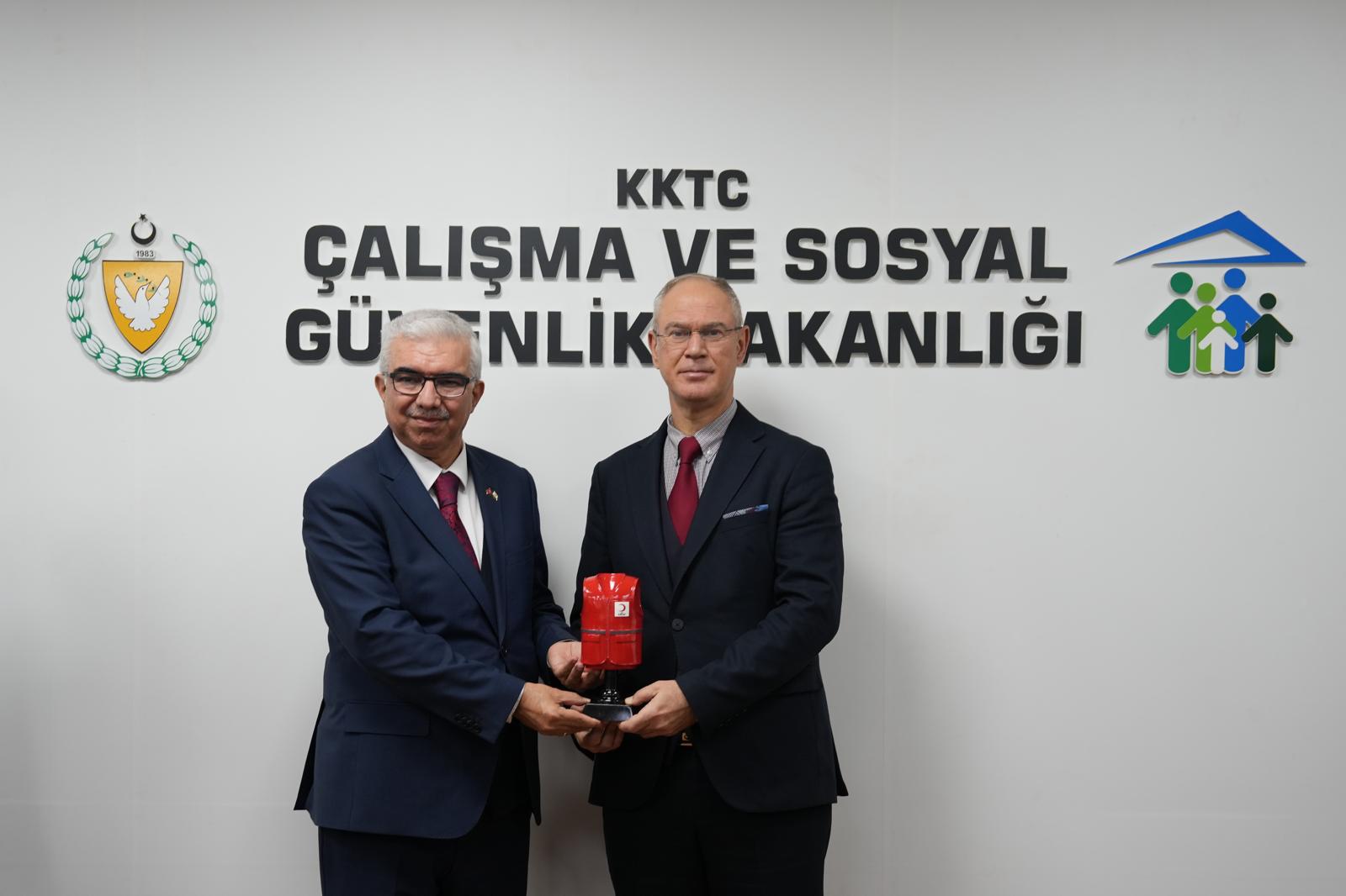 Türk Kızılayı, KKTC’de bir dizi temaslarda bulundu