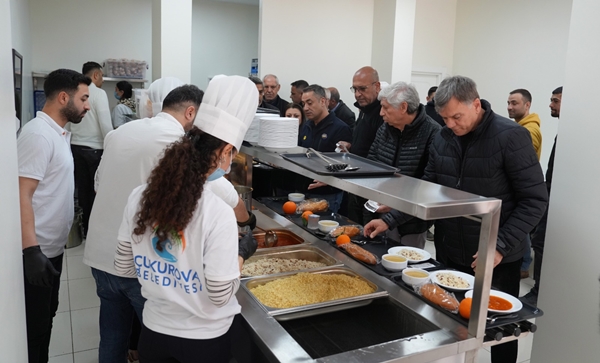 ÇUKUROVA’DA HALKIN SOFRASI KURULDU