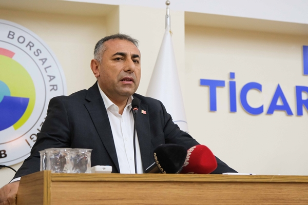 Deprem Gerçeğiyle Yaşamak konulu panel Kozan’da yapıldı