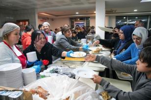 SEYHAN’DA BİRLİK VE KARDEŞLİK SOFRASI