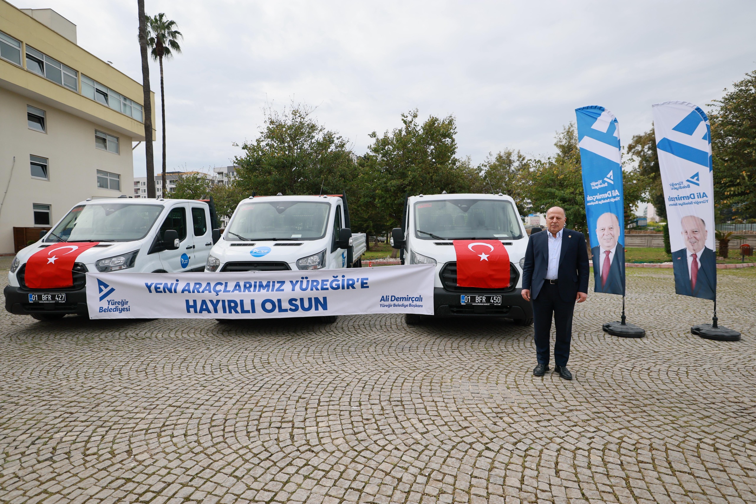 HİZMETTE HIZ, FİLODA GÜÇ: YÜREĞİR’E 3 YENİ ARAÇ