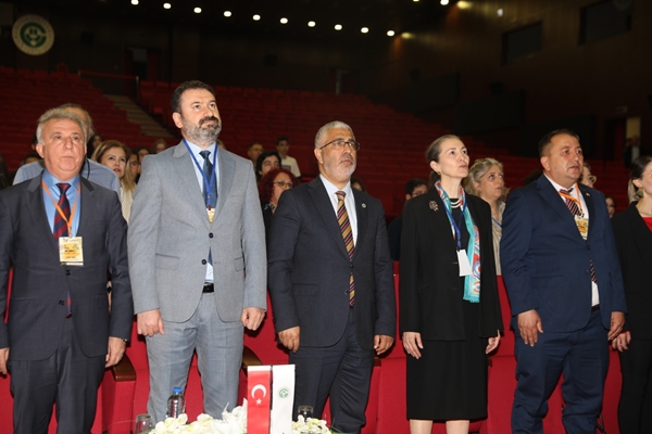 Birinci Özel Yetenekli Çocuk Sanat Kongresi Çukurova Üniversitesi Ev Sahipliğinde Başladı