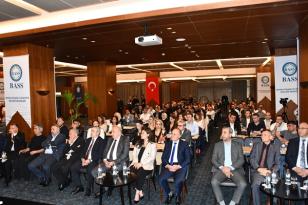 Delikanlı gitti Arslan geldi