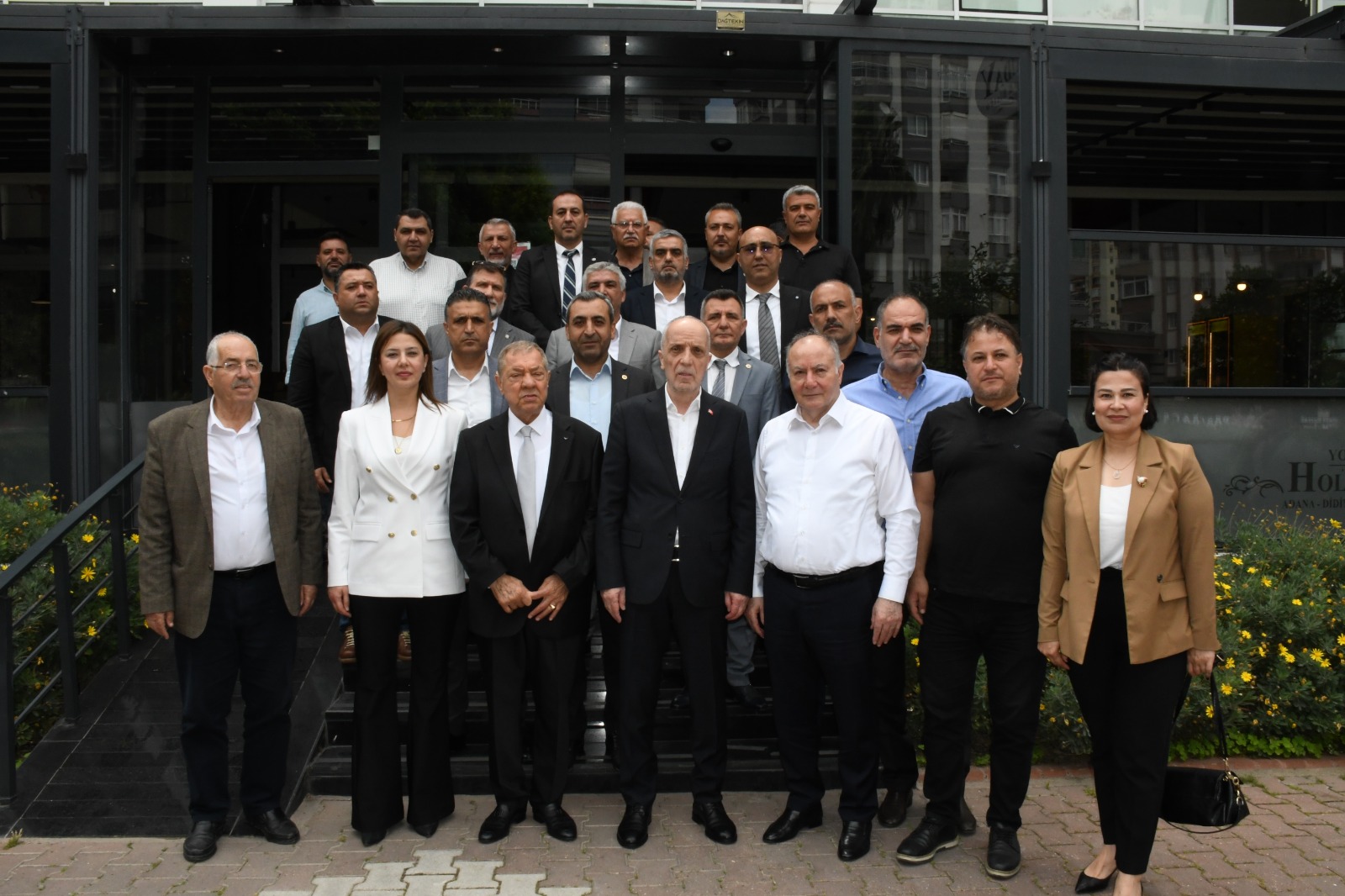 “Nerede ihtiyaç varsa biz oradayız çünkü biz TÜRK-İş’iz”