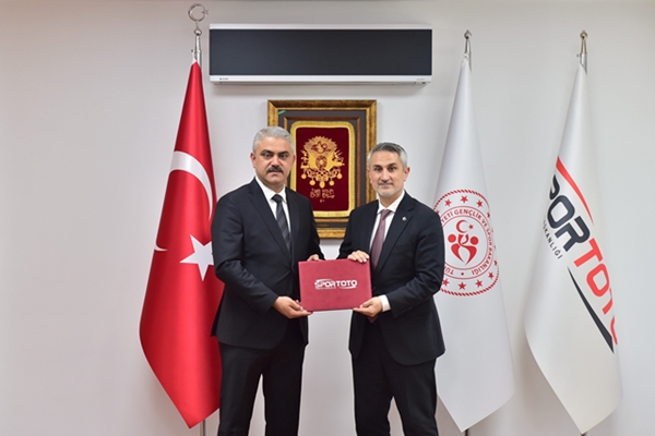 POZANTI’YA SPOR VE TURİZM ALANINDA ÜÇ BÜYÜK YATIRIM MÜJDESİ