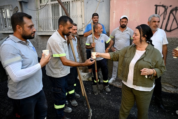 Seyhan’da Asfalt Çalışmaları Başkan Vekili Akkan’ın Yerinde Takibinde