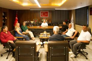 Anahtar Parti Seyhan’dan Oto Galericiler Sitesi’ne Ziyaret