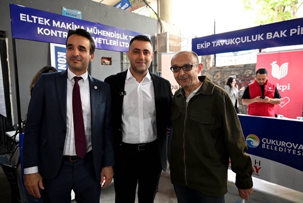 KARİYER FIRSATLARI İÇİN İŞ DÜNYASI İLE VATANDAŞLAR AYNI ÇATI ALTINDA BULUŞTU