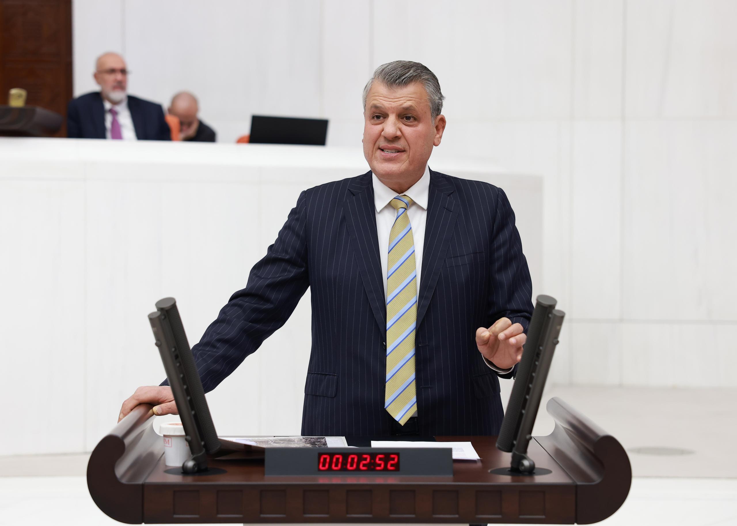 “Korkuya, baskıya, karanlığa teslim olmayacağız”